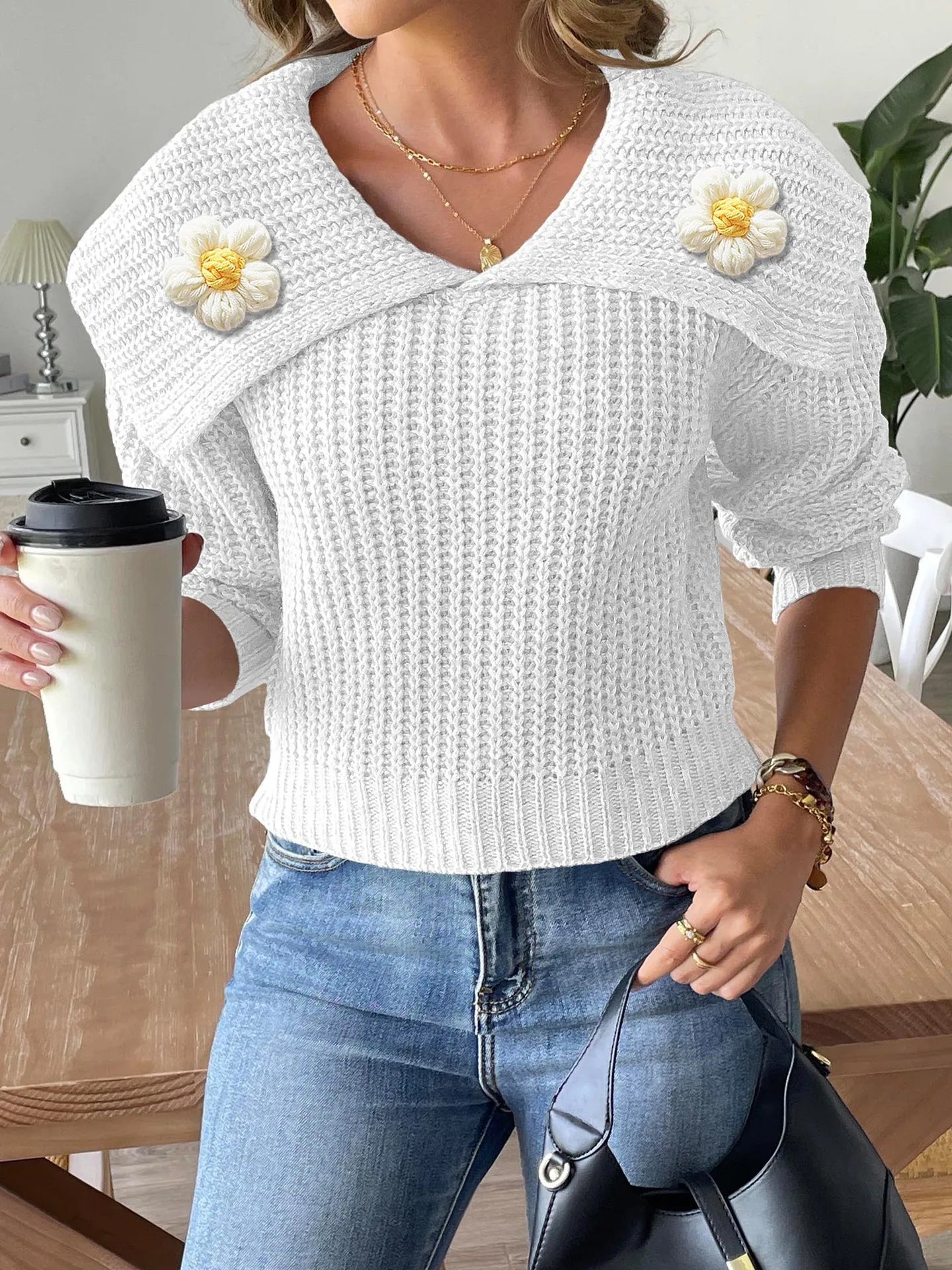 Elegante maglione da donna con collo a margherita - Maglia aderente e comoda
