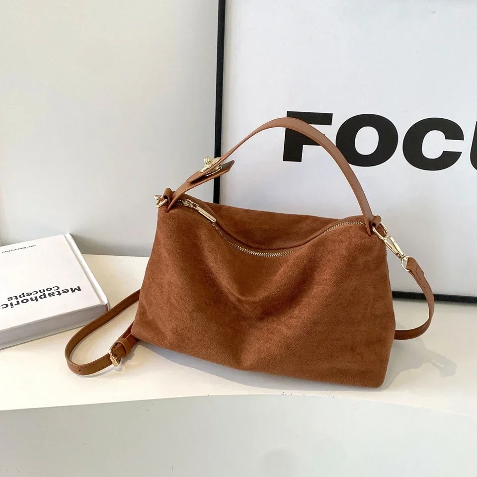 Borsa a tracolla in pelle scamosciata da donna