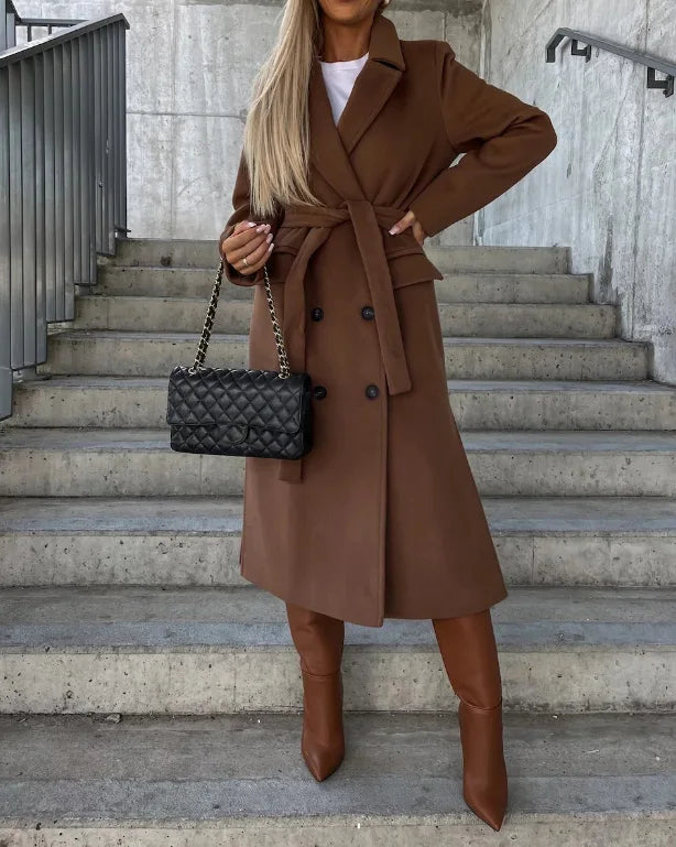 Cappotto doppiopetto in lana da donna