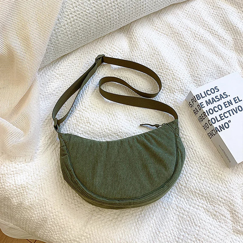 Elegante borsa a tracolla in velluto a coste