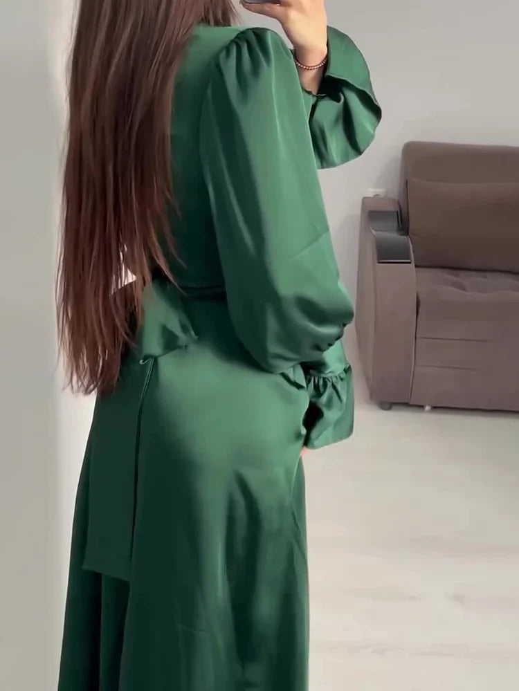 Elegante abito da sera in raso per donna – Abito lungo a trapezio con maniche lunghe a sbuffo