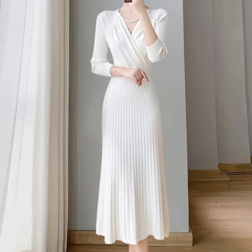 Abito midi donna sottile, elegante e lavorato a maglia