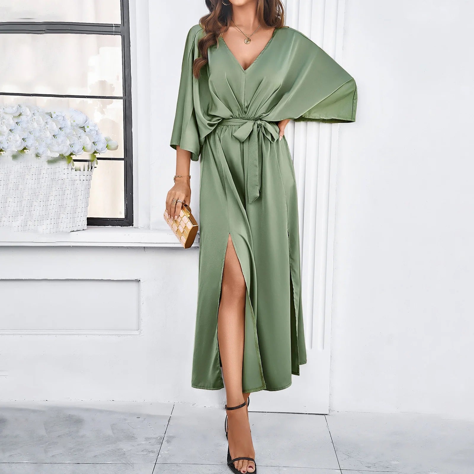 Maxi dress donna con maniche corte e spacco laterale – abito estivo fluido
