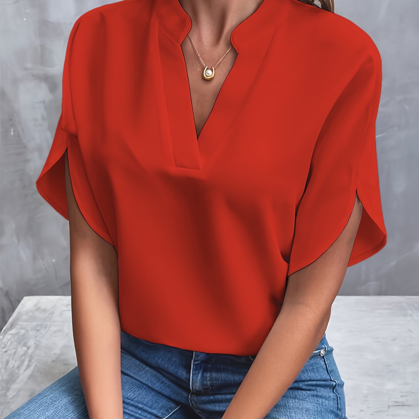 Camicetta elegante da donna a maniche corte