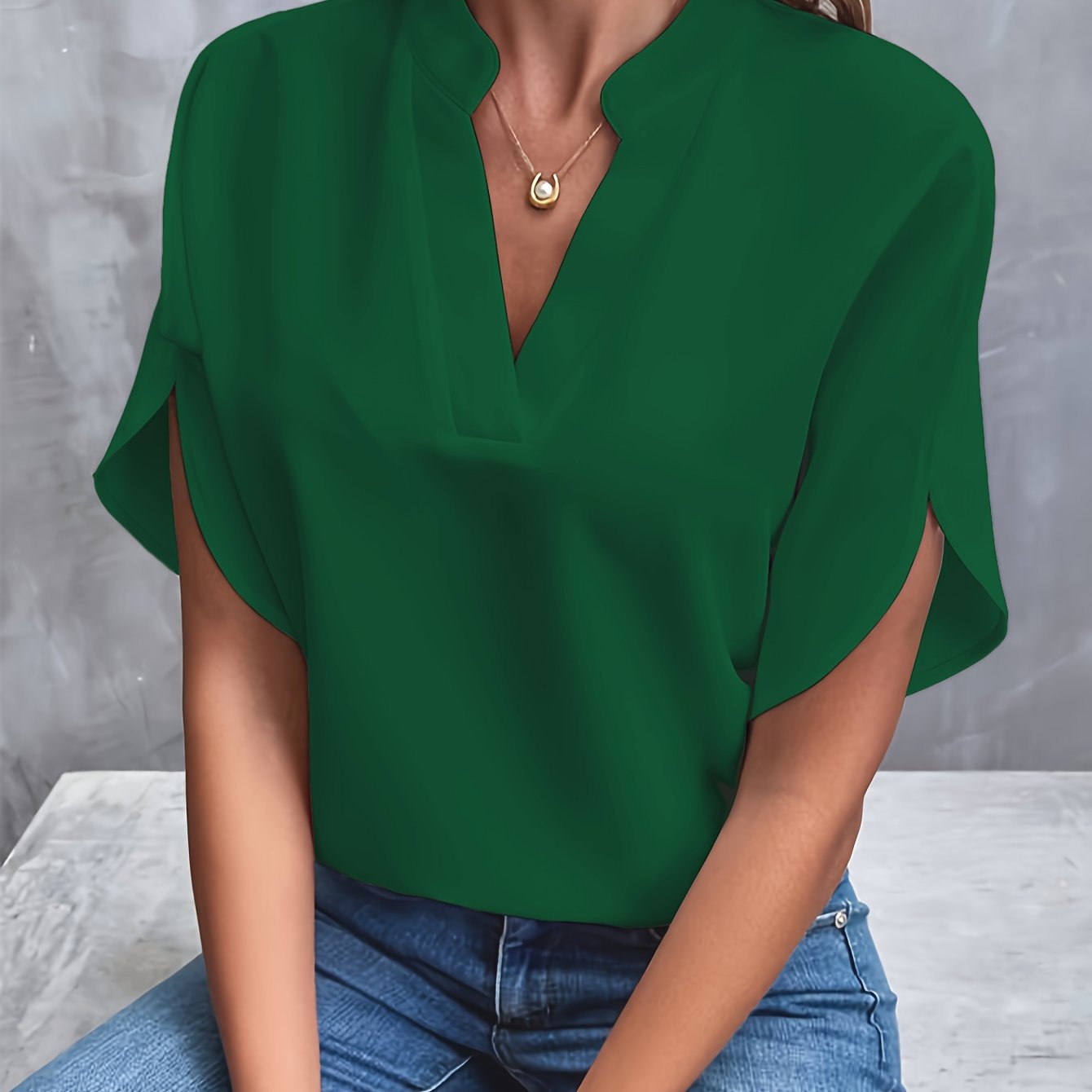 Camicetta elegante da donna a maniche corte