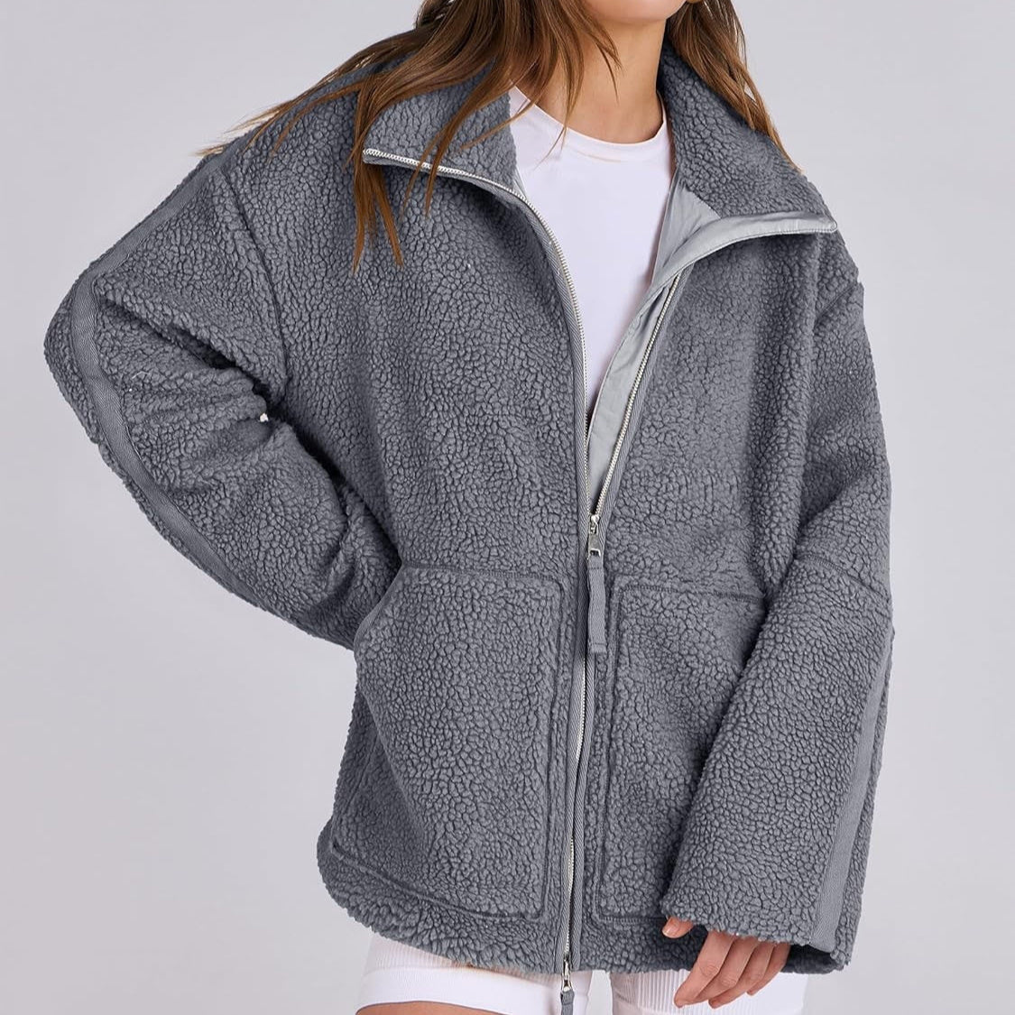 Giacca da donna in pile con zip, vestibilità comoda e tasche - giacca casual per giornate attive
