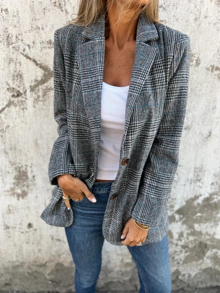 Giacca oversize da donna con bottoni e colletto a quadri