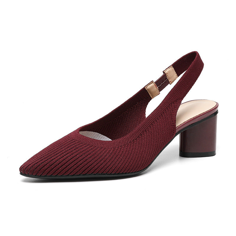 Scarpe a punta da donna - Tacco quadrato stabile ed elegante