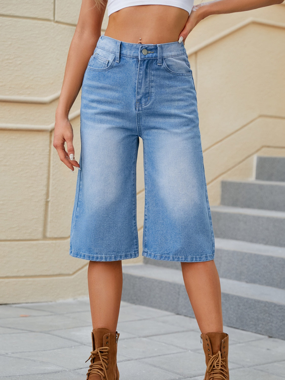Pantaloncini in denim a vita alta da donna con tasche