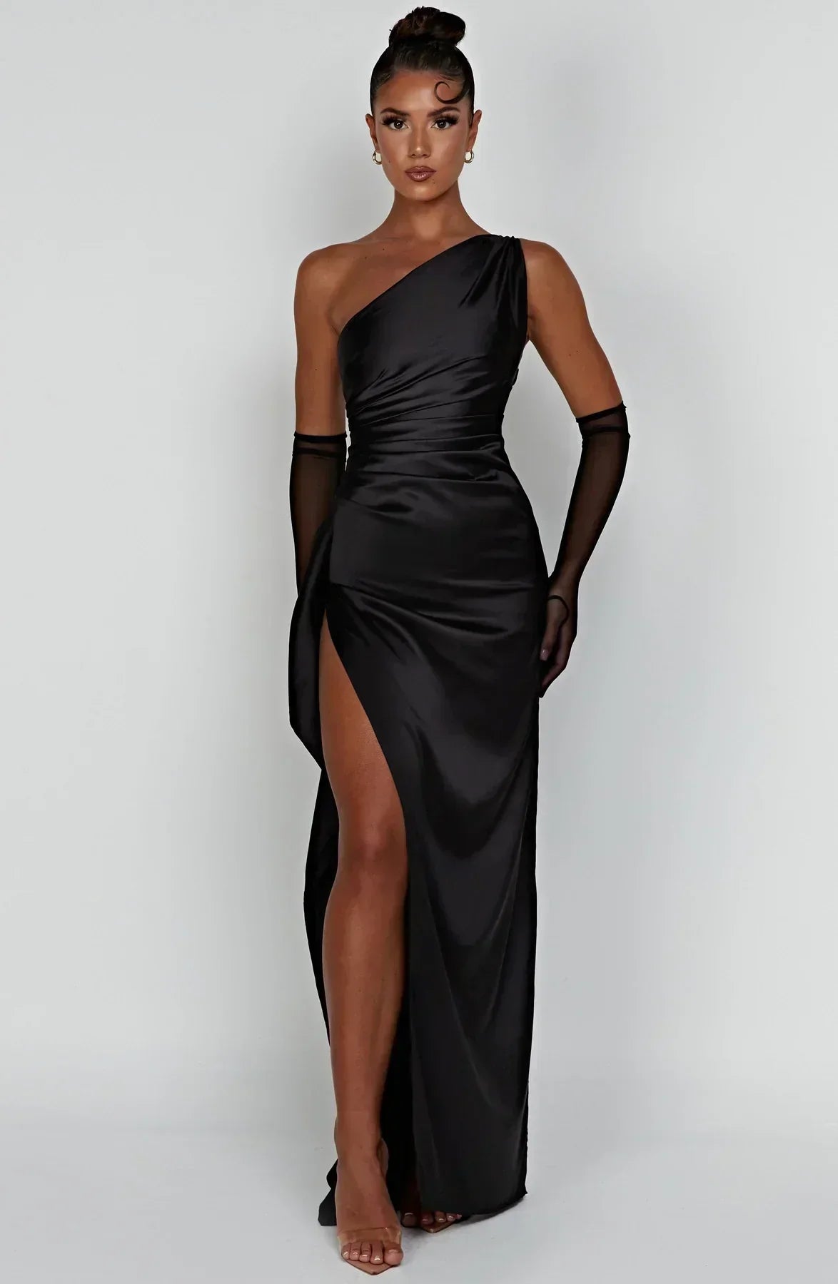 Donna Asimmetrica Satinato Maxi Abito Festa – Audace, Elegante, Lussuoso