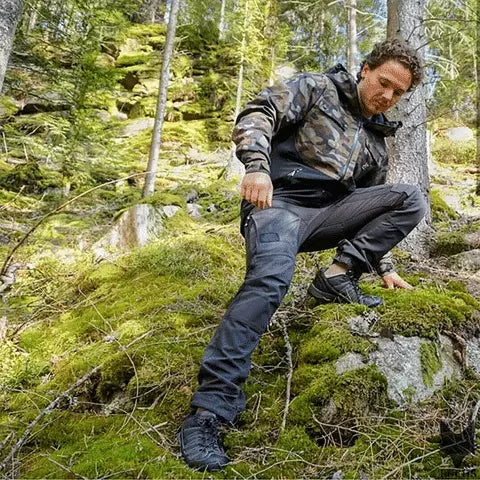 Pantaloni tattici da uomo: resistenti, funzionali e pronti all'azione