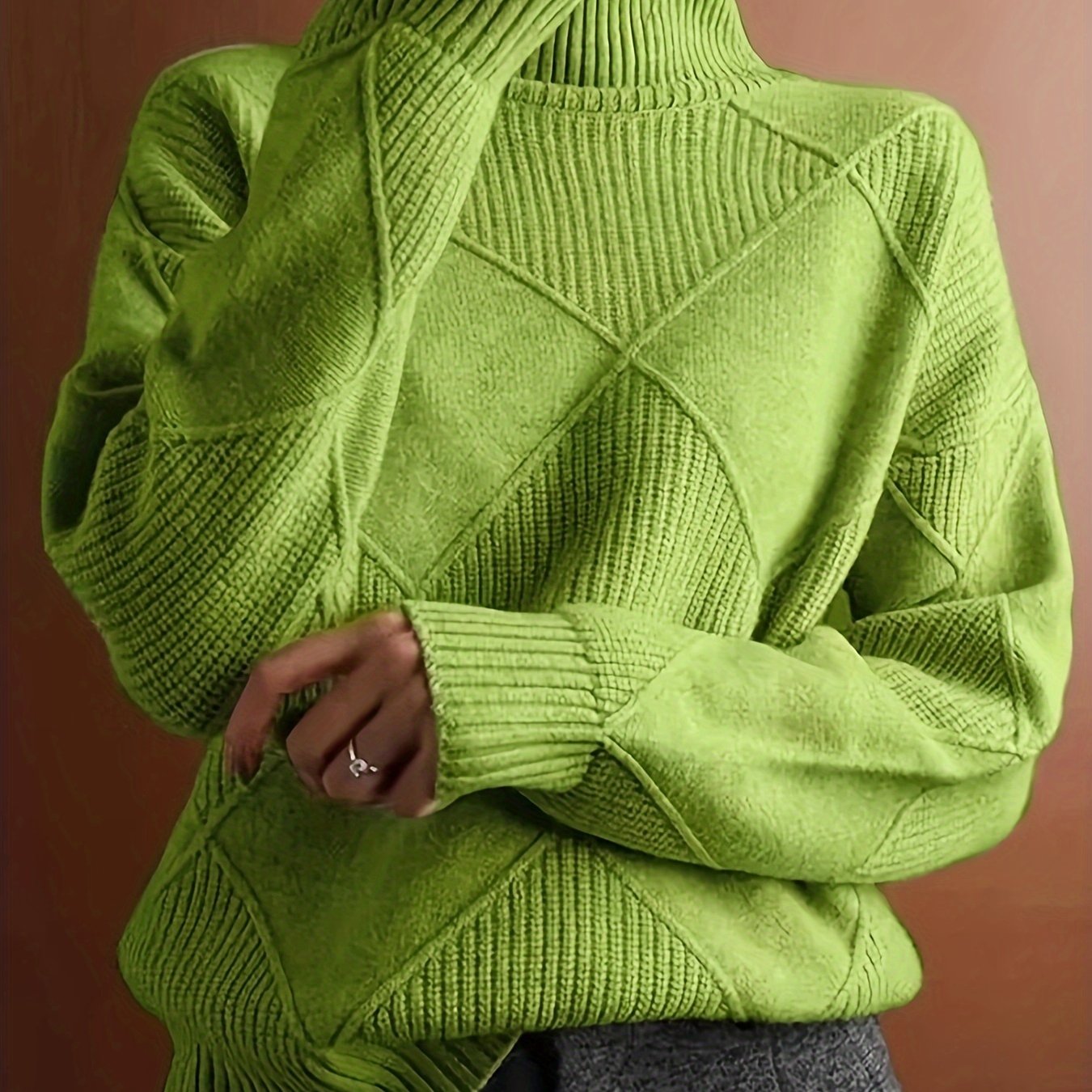 Maglione da donna lavorato a maglia con collo alto