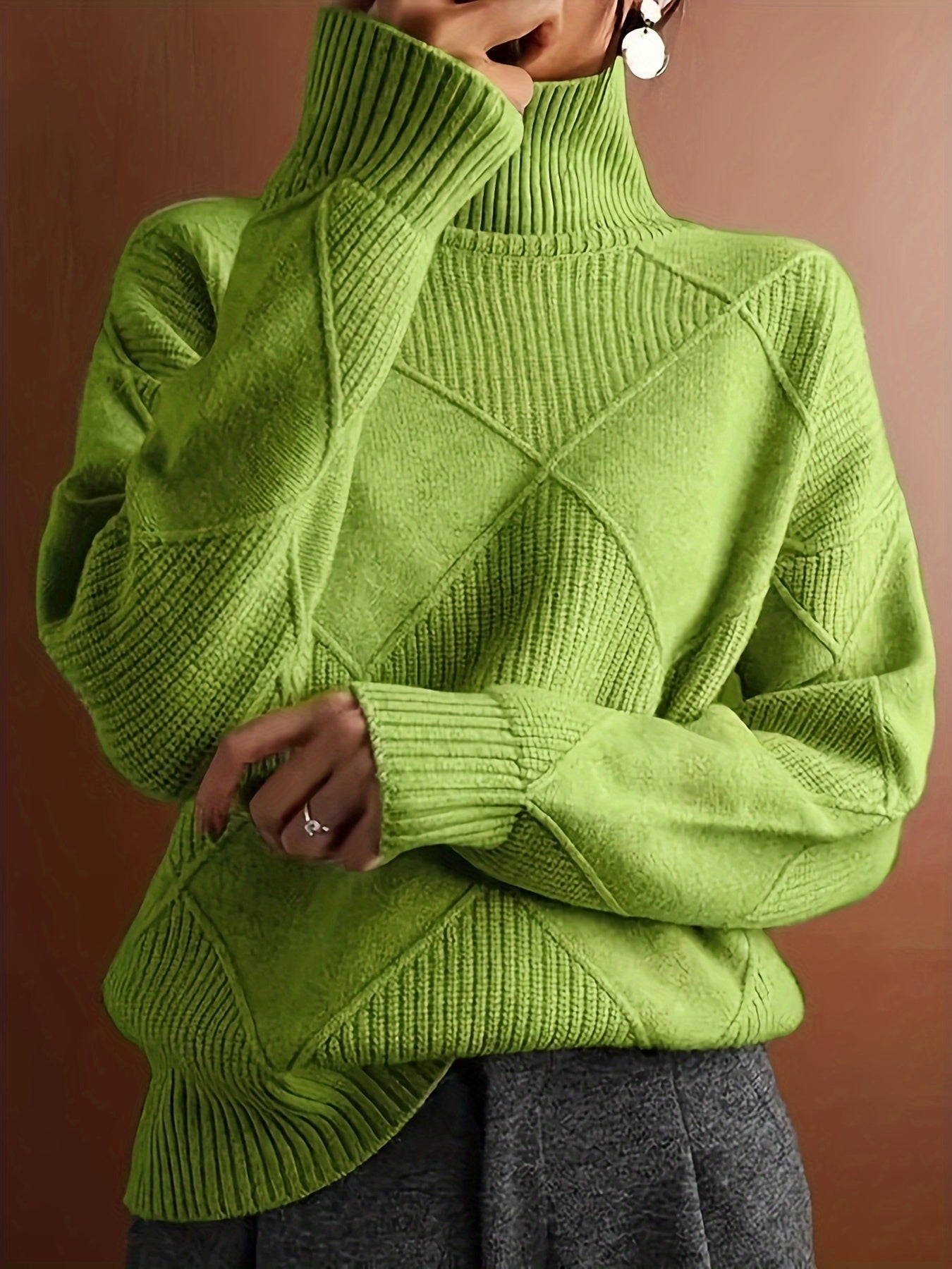 Maglione da donna lavorato a maglia con collo alto