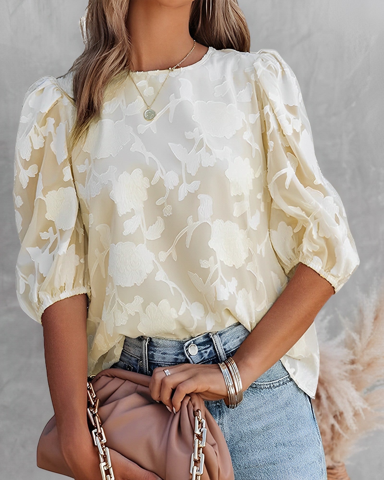 Camicetta in chiffon con maniche a sbuffo da donna