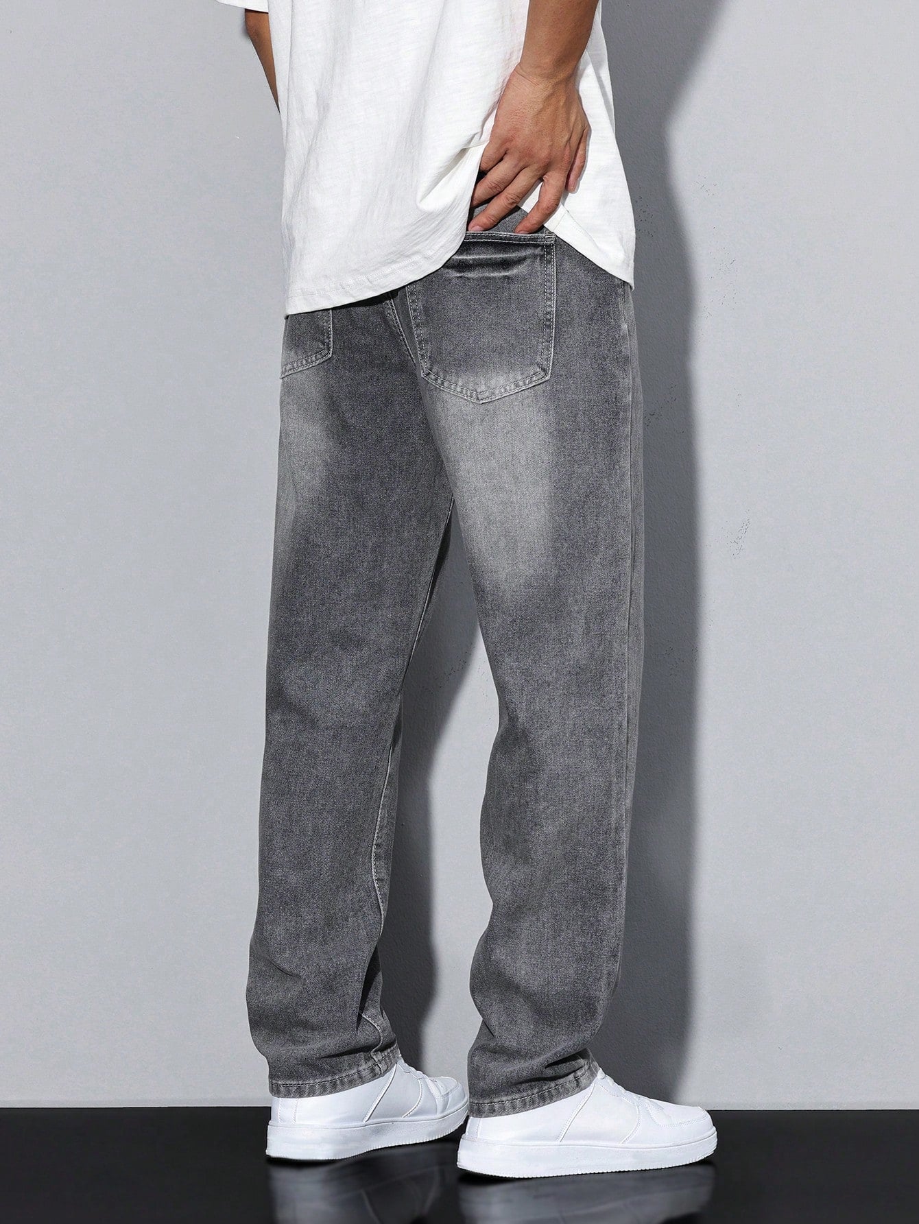 Jeans casual da uomo semplici