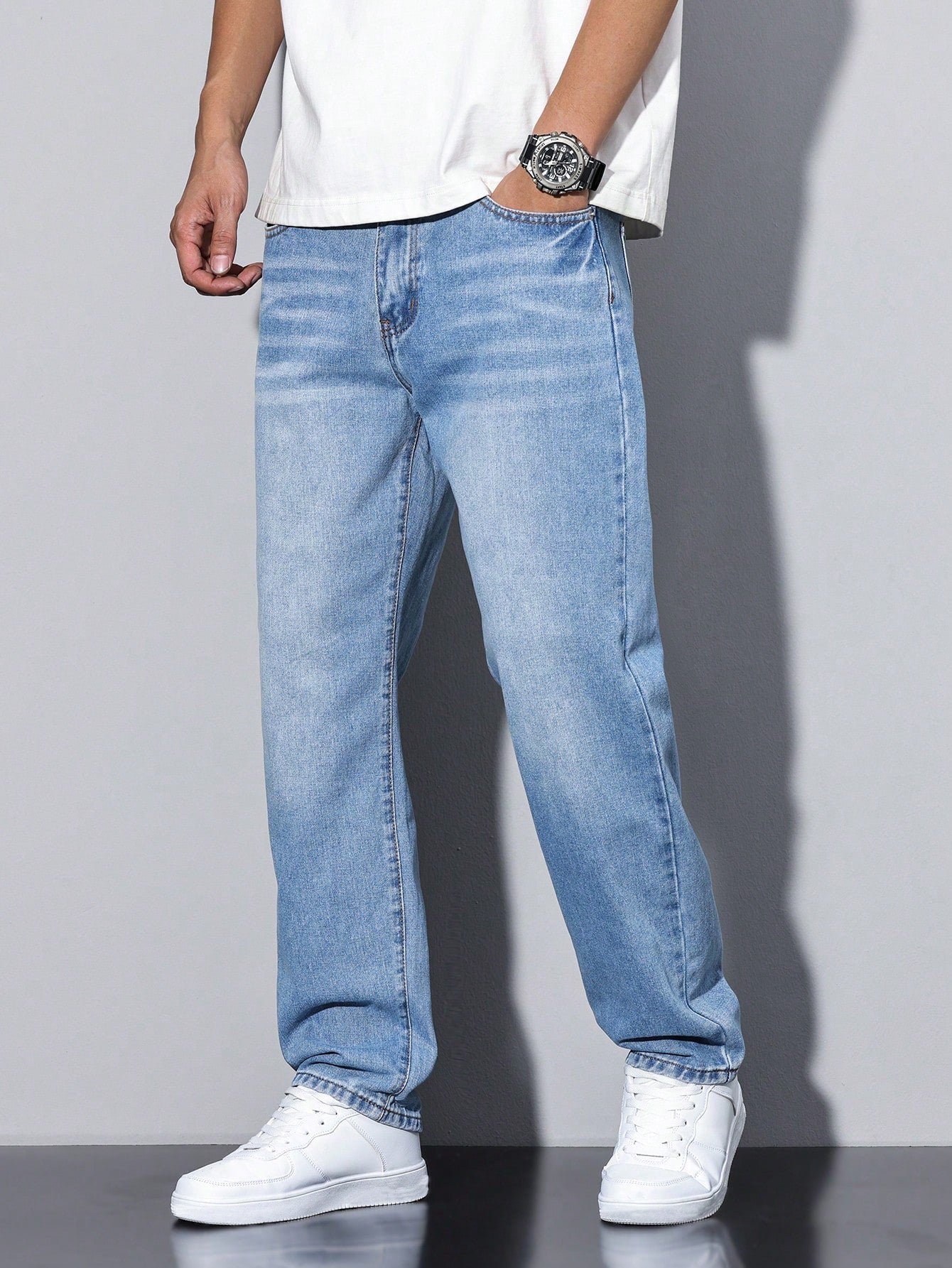 Jeans casual da uomo semplici