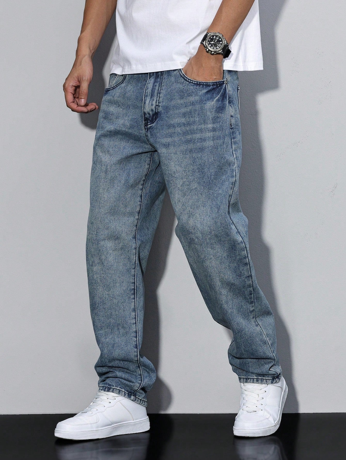 Jeans casual da uomo semplici