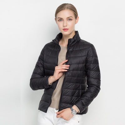 Piumino leggero e impermeabile da donna per la primavera