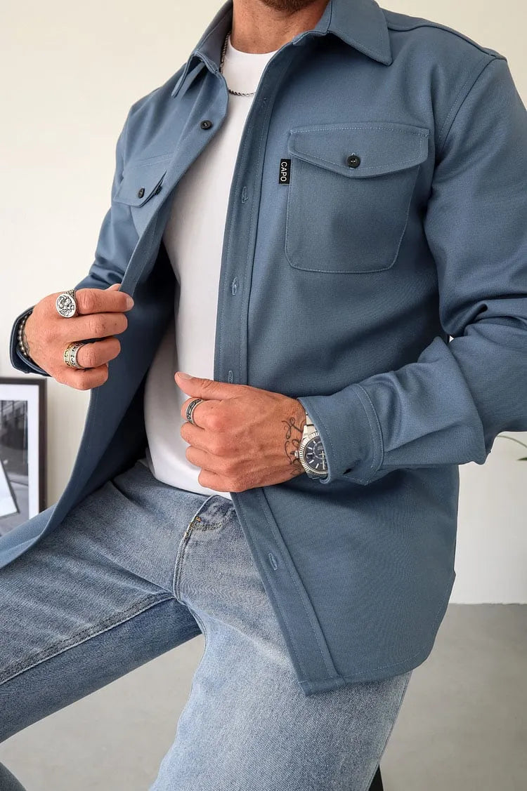Camicia da uomo con bottoni eleganti e di qualità