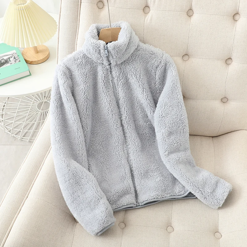 Cappotto corto Teddy da donna - Giacca morbida con collo alto e cerniera