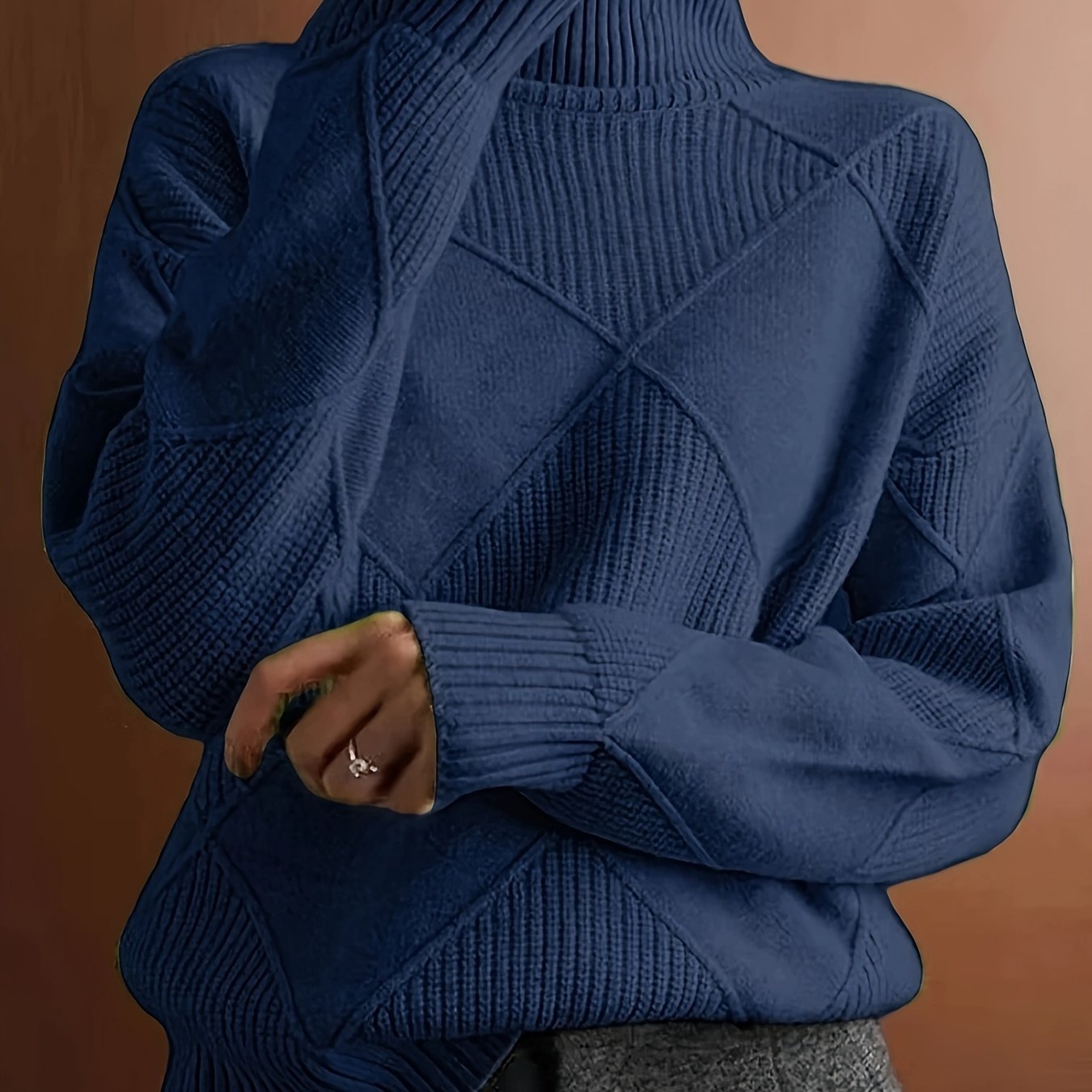Maglione da donna lavorato a maglia con collo alto