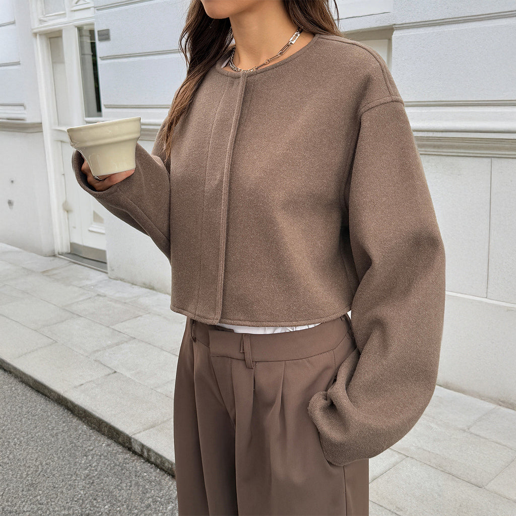 Kort jakke i premium uldblanding til kvinder - Frakke med lange ærmer