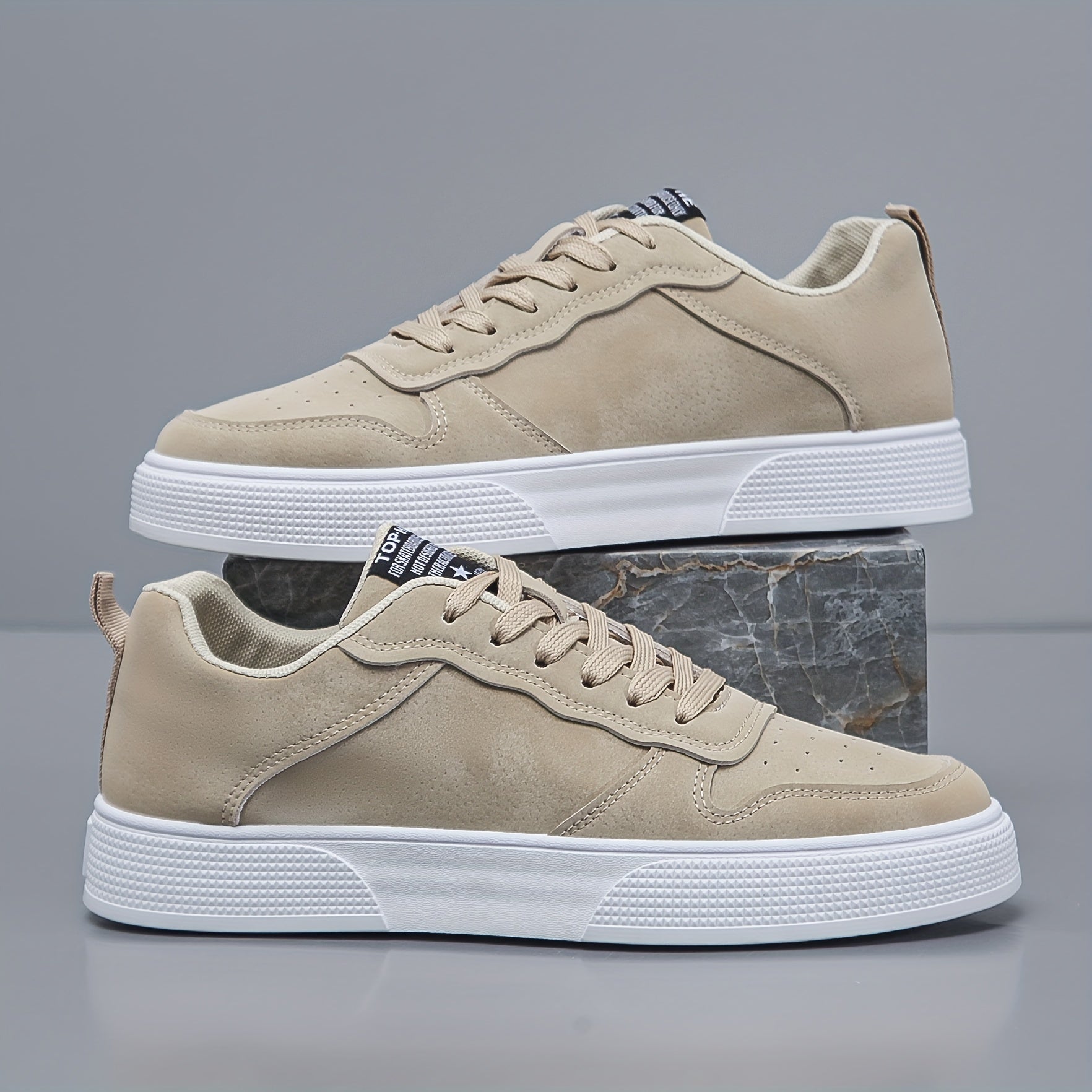 Sneakers basse da uomo in tinta unita