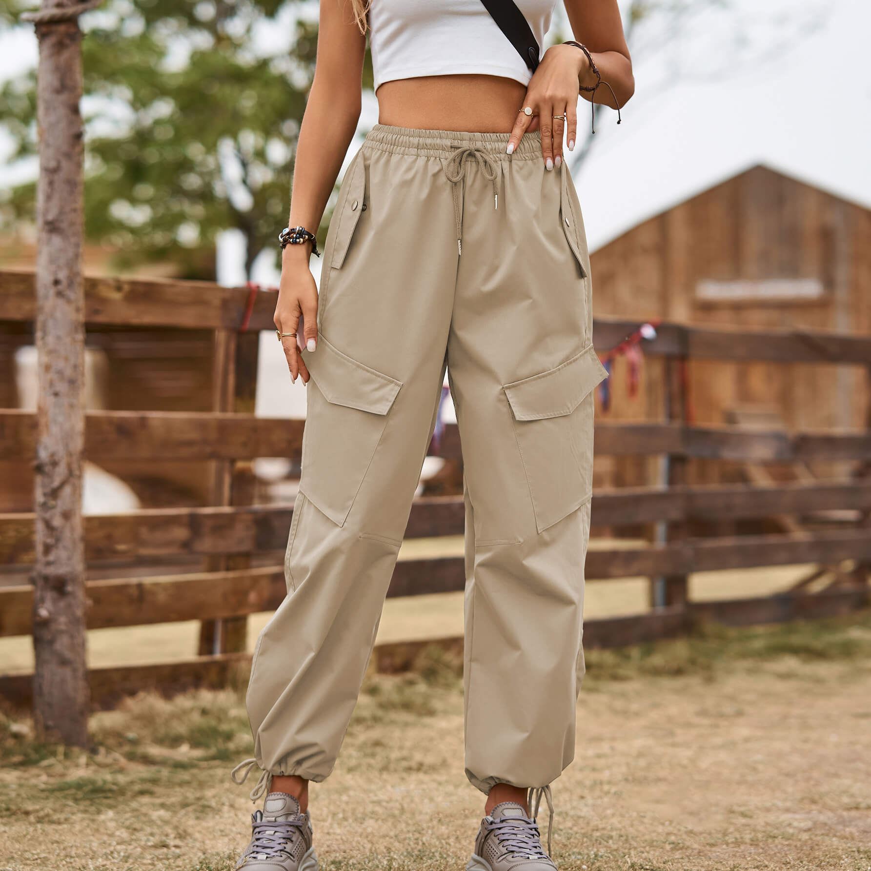 Pantaloni cargo funzionali leggeri ed eleganti da donna - Pantaloni casual da esterno