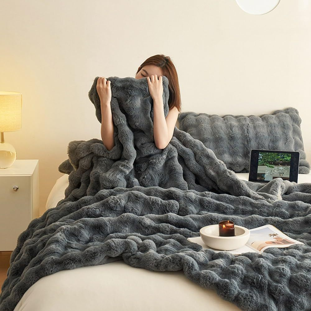 Coperta in pelliccia sintetica di coniglio double-face - Morbida e calda per camera da letto, divano e viaggio - Multifunzionale per tutte le stagioni