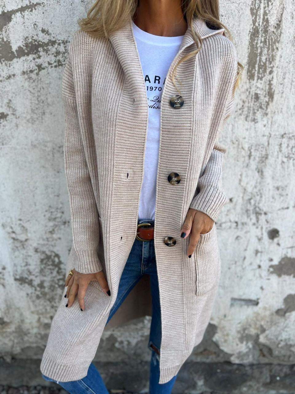Elegante cardigan lungo lavorato a maglia