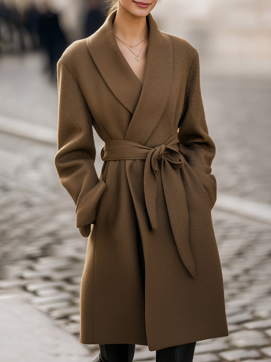 Cappotto lungo con cintura da donna