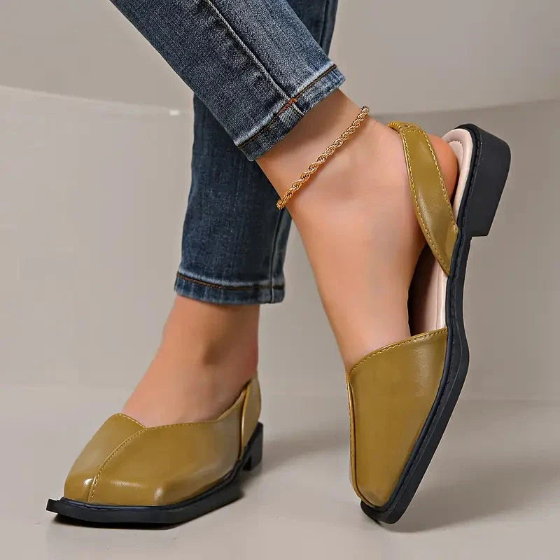 Scarpe basse slip-on in pelle da donna