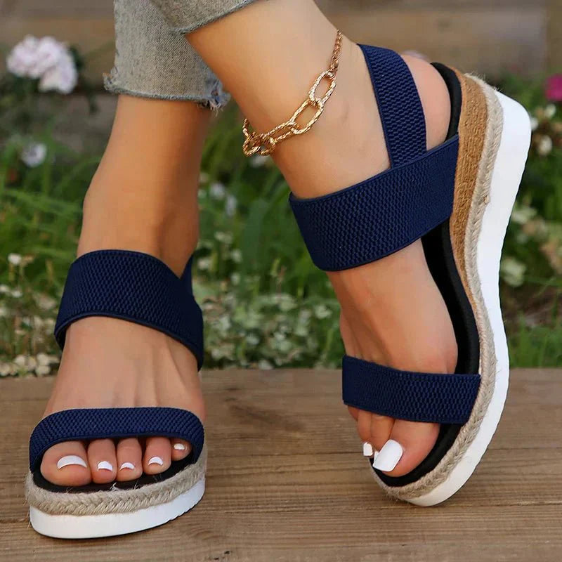Sandali con zeppa con cinturino elasticizzato da donna