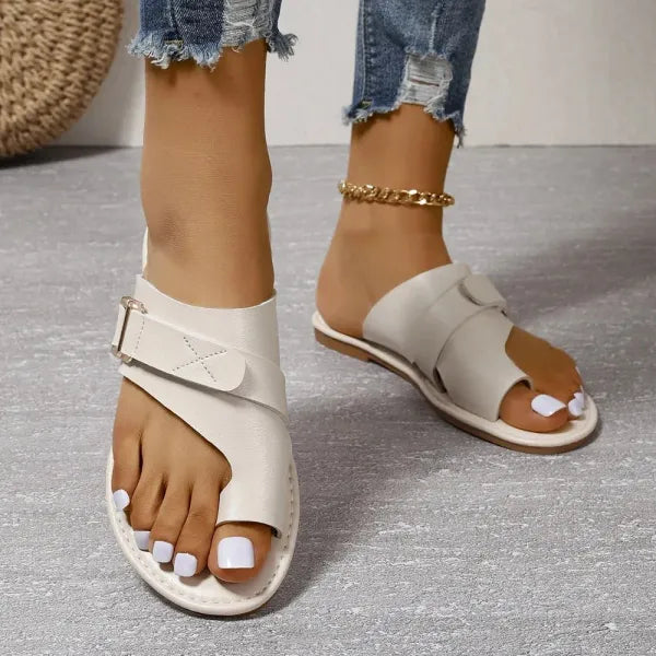 Sandali a infradito in pelle da donna – eleganti e comodi