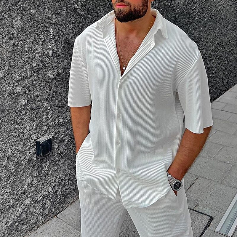Set camicia e pantaloncini a maniche corte da uomo