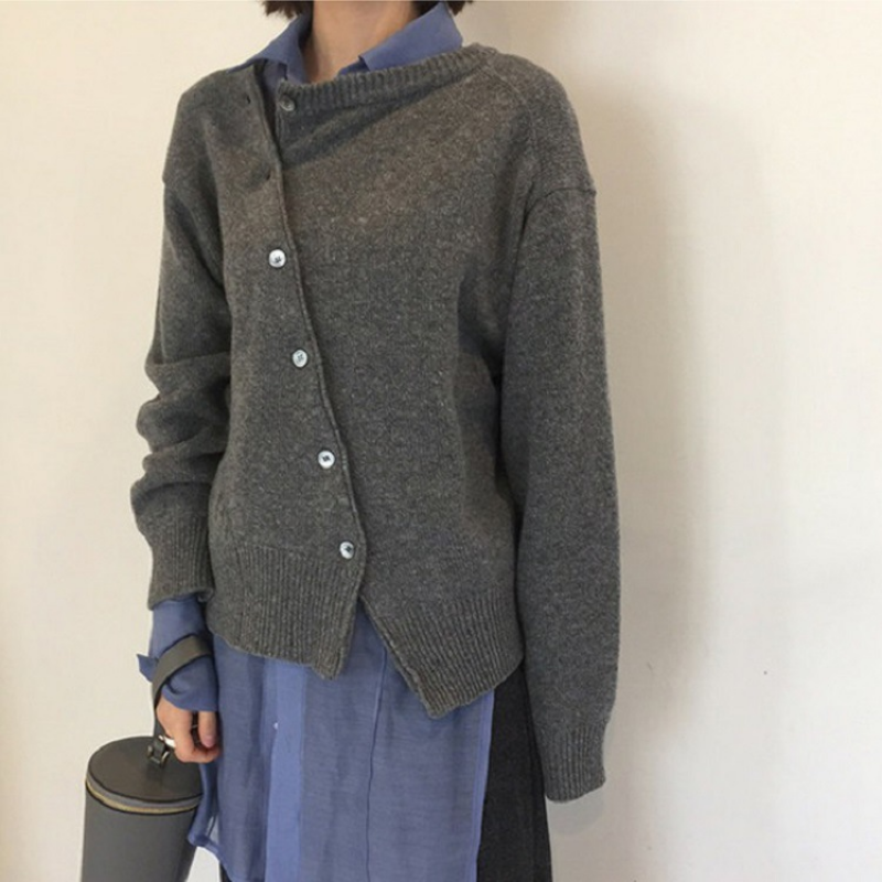 Cardigan avvolgente in maglia comoda ed elegante da donna