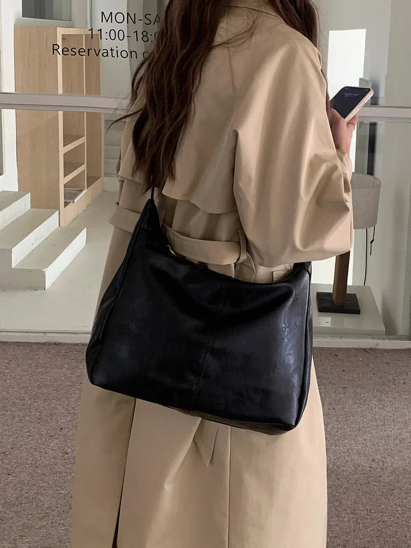 Borsa alla moda per ragazze giovani