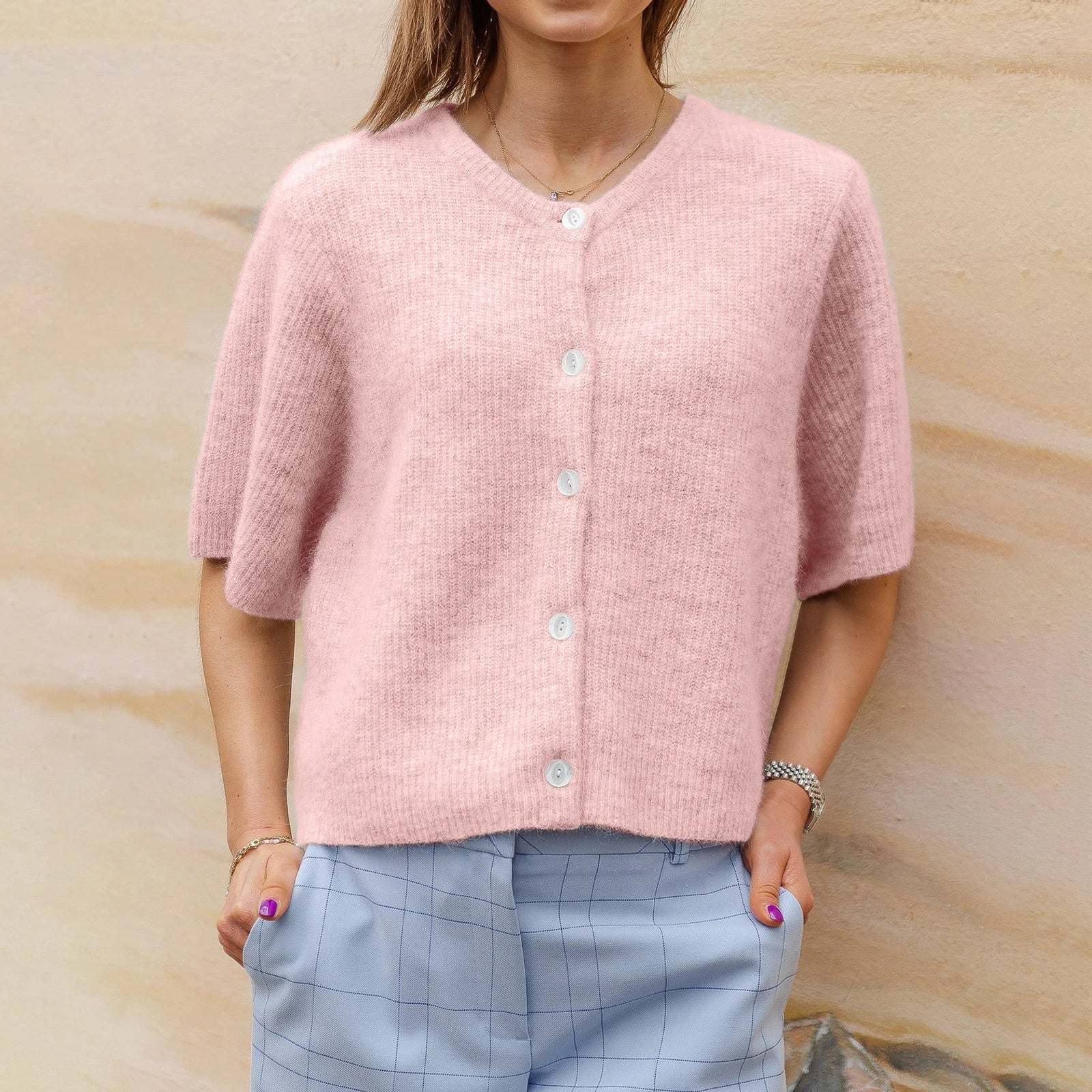 Cardigan elegante a maniche corte da donna