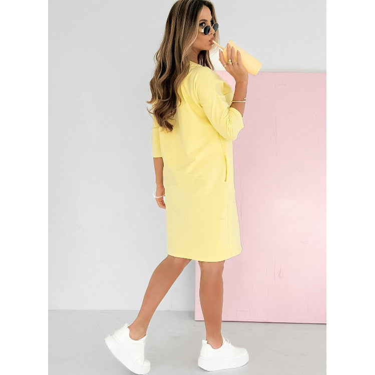Abito da donna con scollo tondo e maniche a 3/4 con tasche