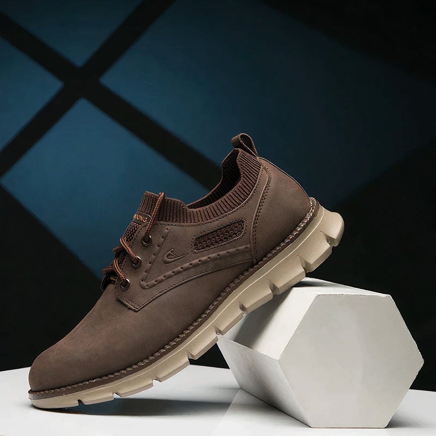 Scarpe da ginnastica stringate in pelle da uomo