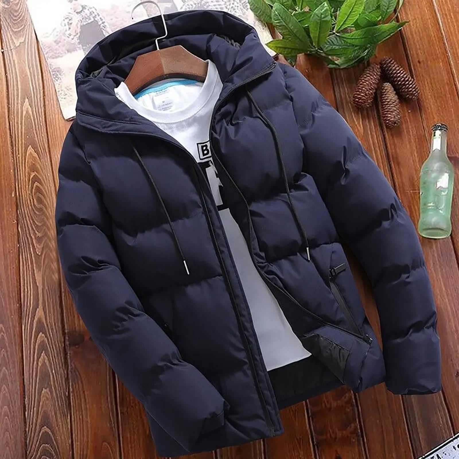 Giacca trapuntata con cappuccio da uomo - Resistente e calda per l'inverno all'aperto